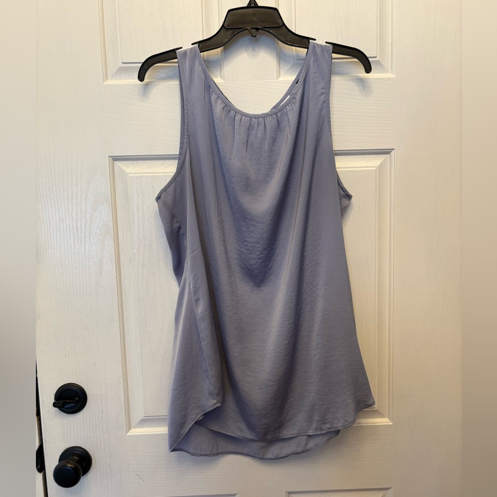 NWOT CAbi MIST style #5363 periwinkle Size L Relaxed Tunic Tank Top